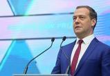 Дмитрий Медведев прибыл на Ямал 