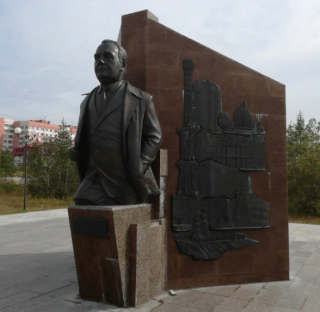 Памятник Наливайко Андрею Ивановичу, Новый Уренгой, Ямал