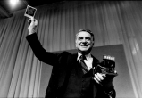 49 лет назад Эдвин Лэнд запатентовал Polaroid: этот день в истории 
