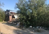 «Как будто декорации к фильму об экологической катастрофе»: снос сгоревшего дома в Новом Уренгое не начинается уже три года (ФОТО)
