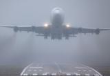 В Новом Уренгое не смогли приземлиться два самолета: синоптики прогнозируют, что туман рассеется не скоро