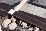 На трассе Надым — Новый Уренгой отремонтируют торчащий посреди дороги железный уголок (ВИДЕО)
