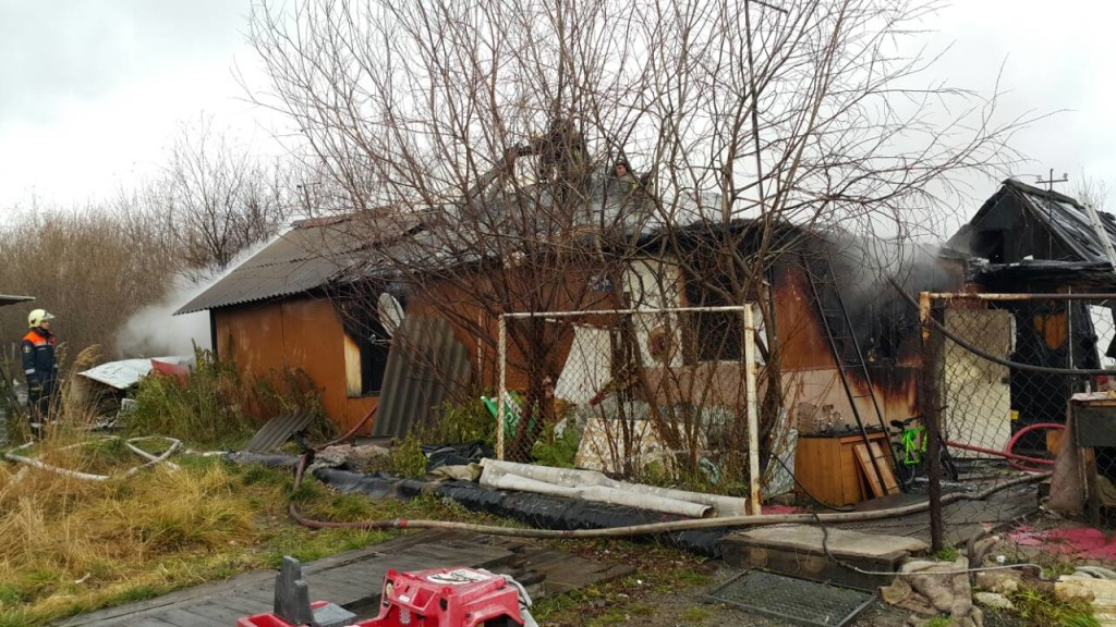 В Ноябрьске в пожаре погибли два человека (ФОТО)