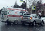 В Ноябрьске в ДТП попала карета скорой помощи, которая везла роженицу (ФОТО)
