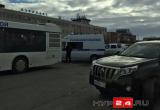 В Новом Уренгое эвакуировали посетителей нескольких торговых центров и аэропорта (ФОТО, ВИДЕО)