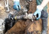 «Я врезался в трубу»: двое ямальцев пробили нефтепровод и слили 23 тонны нефти (ВИДЕО)