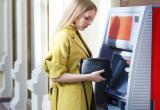 Жительница Ноябрьска пошла к банкомату и осталась без 300 тысяч рублей