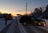 На Ямале водитель Lada вышел на обгон и столкнулся с Nissan (ФОТО)