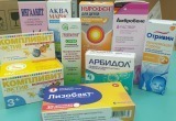 На Ямале продолжают раздавать бесплатные наборы лекарств для больных ОРВИ 