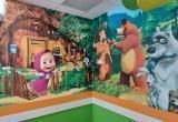 Пациентов детской поликлиники Нового Уренгоя будут развлекать Маша и Медведь (ФОТО) 