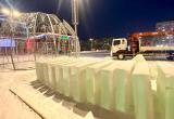 В Новом Уренгое начали возводить ледовый городок в стиле сказок Корнея Чуковского