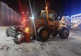 В Новом Уренгое легковушка врезалась в дорожную технику (ФОТО, ВИДЕО)