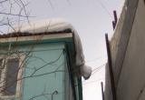 Вашу крышу передали в «ТазСпецСервис»: жителям поселка Уренгой угрожают ледяные глыбы (ФОТО) 