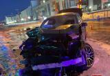 Водитель BMW из Губкинского попытался проверить на прочность фонарный столб (ФОТО)