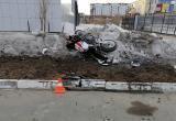 В Лабытнанги мотоциклист врезался в бордюр и попал в больницу (ФОТО)