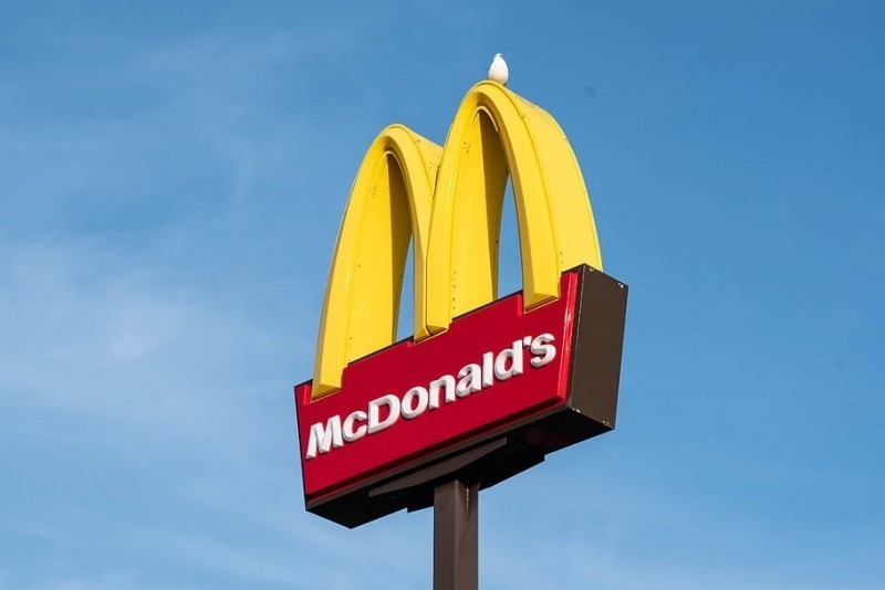 Обзор санкций и ограничений: шестой пакет не смогли согласовать, «Макдоналдс» продает бизнес в РФ 