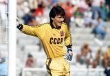 День в истории: 65 лет исполнилось Ринату Дасаеву – лучшему футбольному вратарю мира 1988 года  