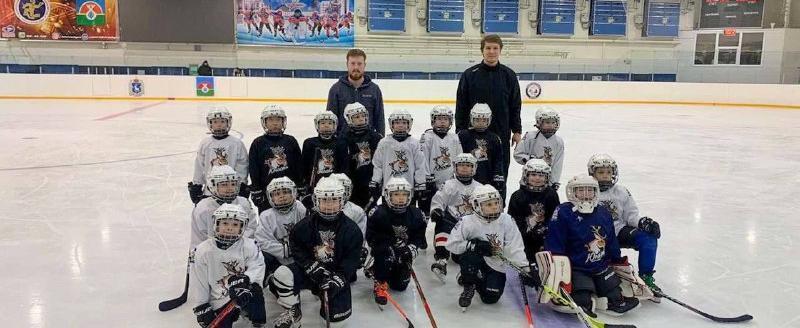 Хоккеистов на Ямале будут воспитывать с первого класса 