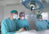 В Ноябрьске хирурги 50 дней боролись за жизнь младенца со смертельно опасной патологией 
