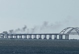 На Крымском мосту восстановили движение автотранспорта и поездов