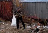 Фотоловушки в поселке Уренгой «застукали» мусорящих аборигенов 