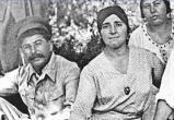 День в истории: 90 лет назад трагически ушла из жизни жена Иосифа Сталина Надежда Аллилуева 
