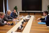 Дмитрий Артюхов и Александр Дюков обсудили миссию «Газпром нефти» в ЯНАО 
