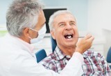  Как сохранить здоровье зубов пожилым людям