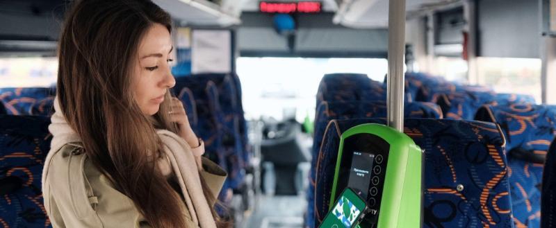 Пассажиры автобусов Ямала смогут экономить 7 рублей за поездку 