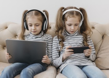 Гаджеты и зрение: как защитить глаза ребёнка Гаджеты и зрение: как защитить глаза ребёнка